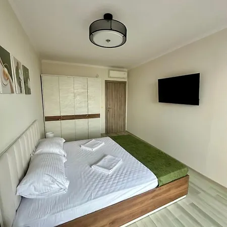 La Veranda Apartment, Complex Carpe Diem, Free Parking & Swimignpool * Balcic