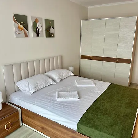 La Veranda Apartment, Complex Carpe Diem, Free Parking & Swimming Pool Μπαλτσίκ