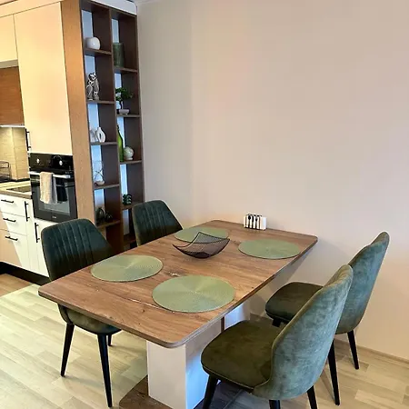 La Veranda Apartment, Complex Carpe Diem, Free Parking & Swimming Pool バルチク