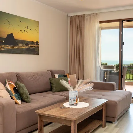 La Veranda Apartment, Complex Carpe Diem, Free Parking & Swimming Pool * Μπαλτσίκ