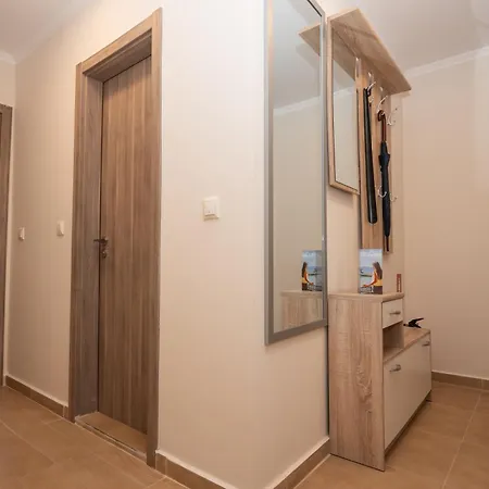 La Veranda Apartment, Complex Carpe Diem, Free Parking & Swimming Pool * Μπαλτσίκ